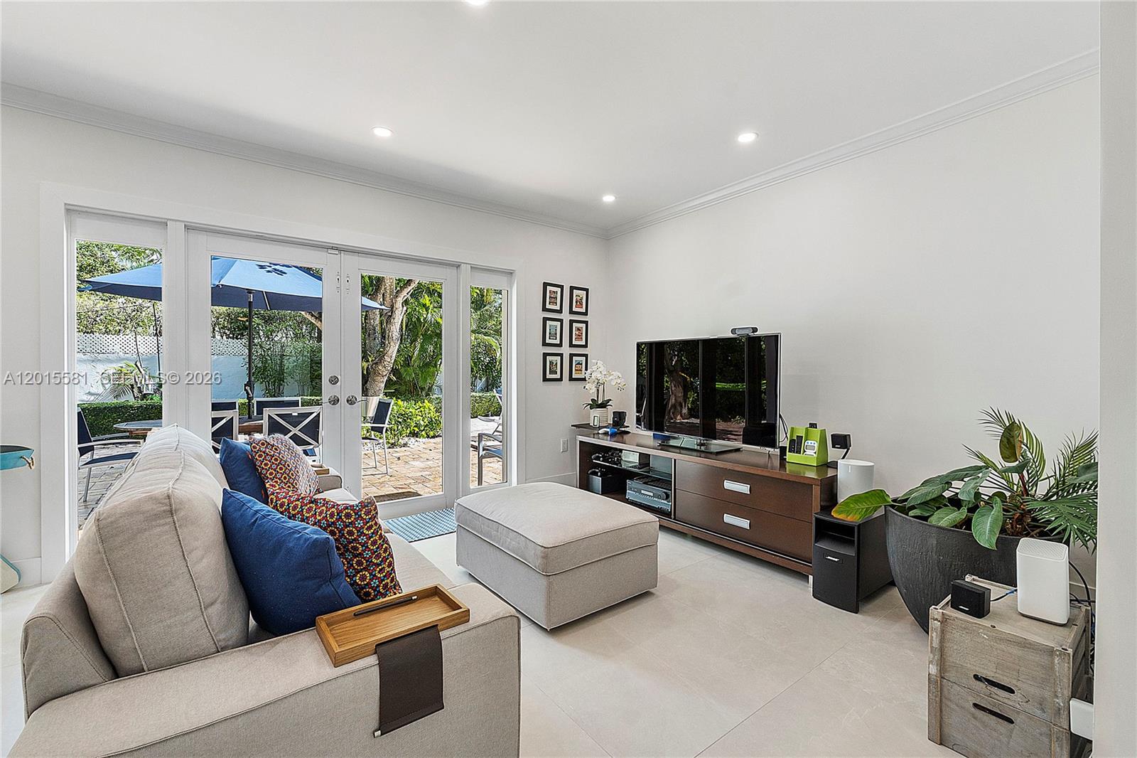 301 Hampton Lane Key Biscayne, FL 33149 - Photo 16 of 34