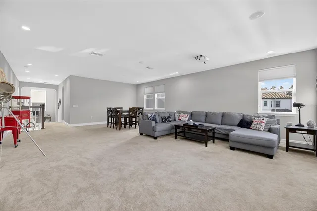 $5,800 | 18233 Leafmore Street, Lutz, FL 33548