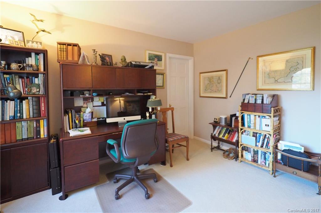5905 Kirkpatrick Road Charlotte, NC 28211 - Photo 13 of 19 Gallery Image 13