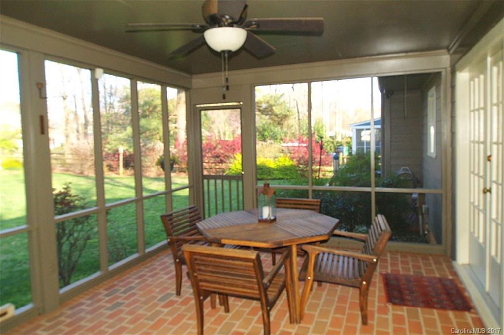 5905 Kirkpatrick Road Charlotte, NC 28211 - Photo 15 of 19 Gallery Image 15