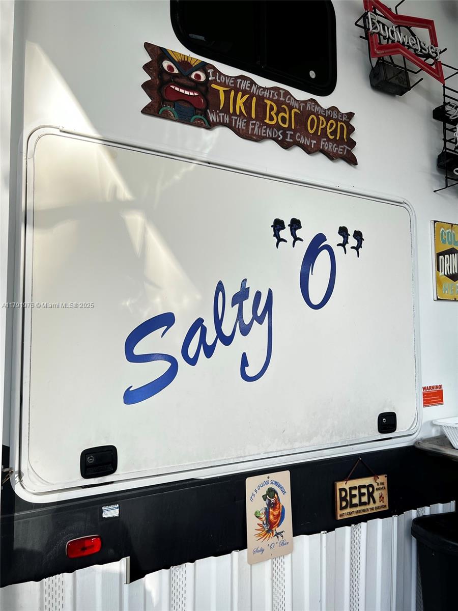 325 Calusa Street Key Largo, FL 33037 - Photo 29 of 48