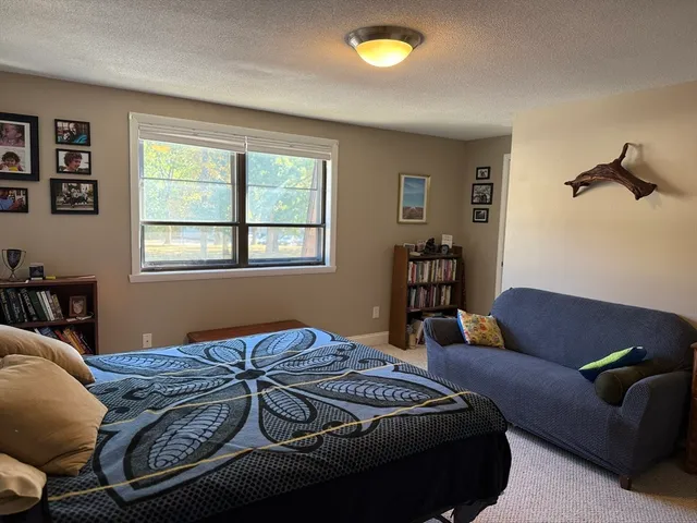 $285,000 | 14 Granby Heights, Unit 14, Granby, MA 01033