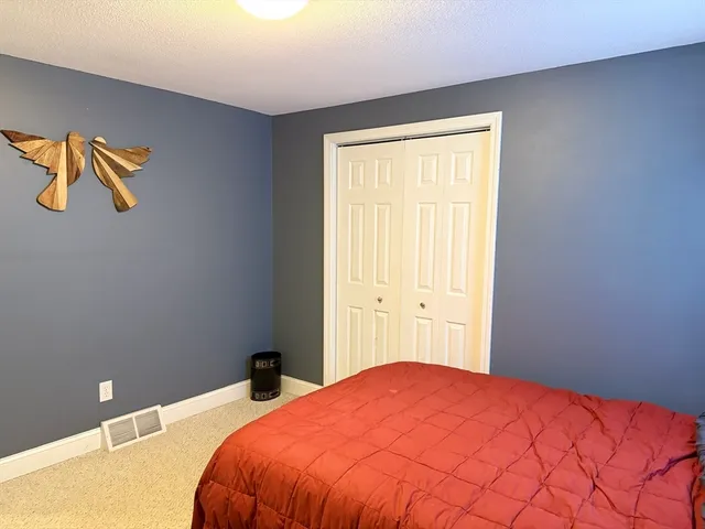 $285,000 | 14 Granby Heights, Unit 14, Granby, MA 01033