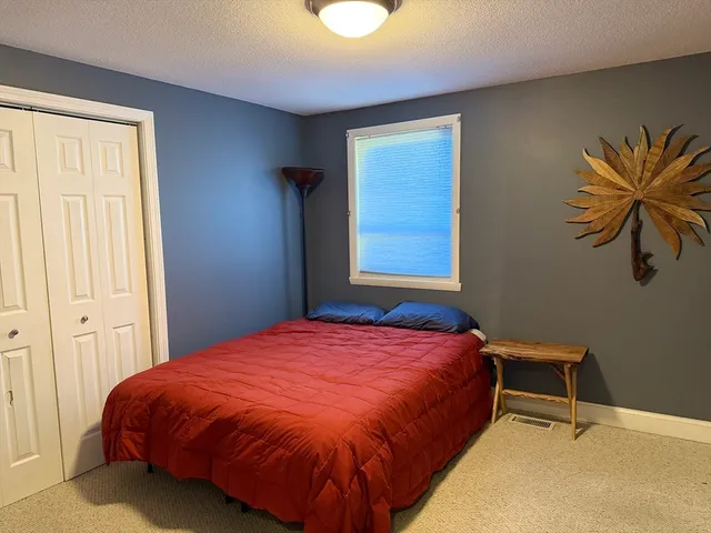 $285,000 | 14 Granby Heights, Unit 14, Granby, MA 01033