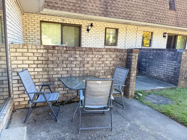 $285,000 | 14 Granby Heights, Unit 14, Granby, MA 01033