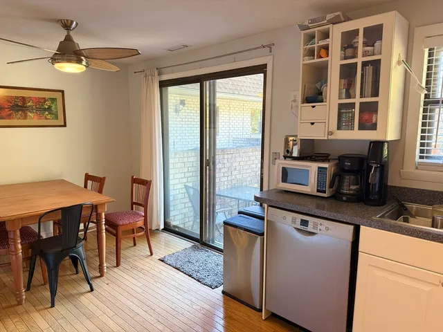 $285,000 | 14 Granby Heights, Unit 14, Granby, MA 01033