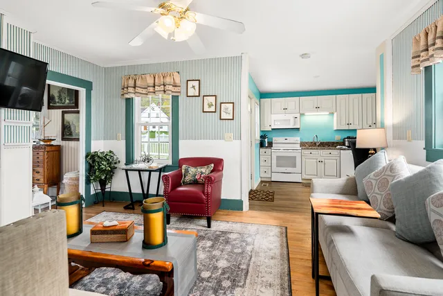 $1,250,000 | 4 Warrenton Street, Rockport, ME 04856