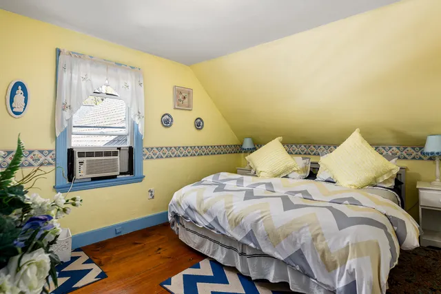 $1,250,000 | 4 Warrenton Street, Rockport, ME 04856