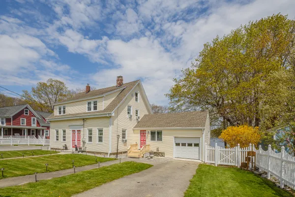 $1,250,000 | 4 Warrenton Street, Rockport, ME 04856