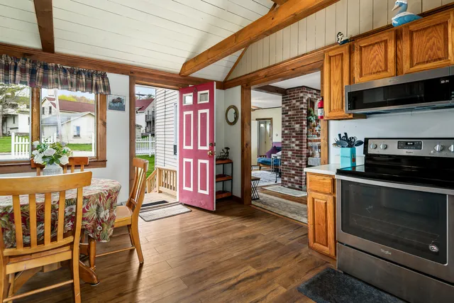 $1,250,000 | 4 Warrenton Street, Rockport, ME 04856
