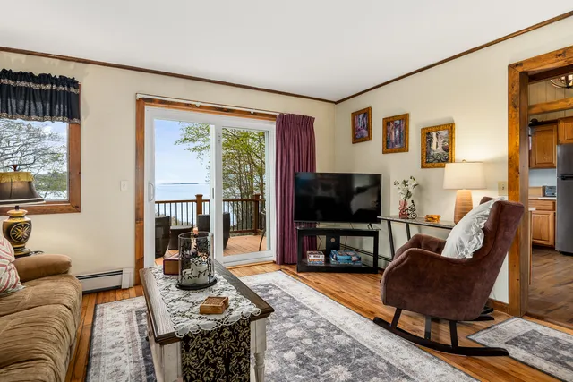 $1,250,000 | 4 Warrenton Street, Rockport, ME 04856