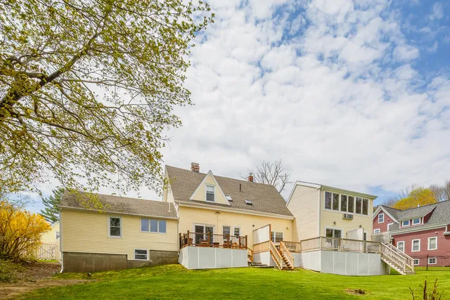 $1,250,000 | 4 Warrenton Street, Rockport, ME 04856