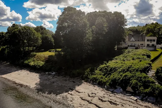 $1,250,000 | 4 Warrenton Street, Rockport, ME 04856