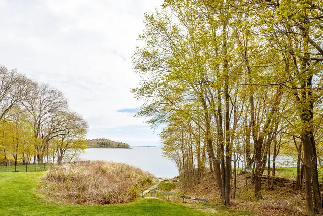 $1,250,000 | 4 Warrenton Street, Rockport, ME 04856