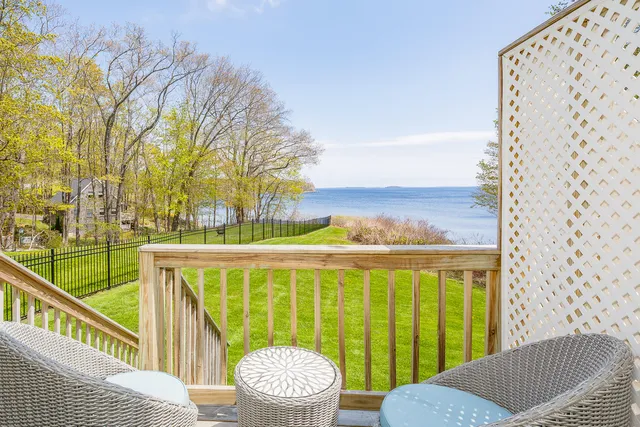 $1,250,000 | 4 Warrenton Street, Rockport, ME 04856