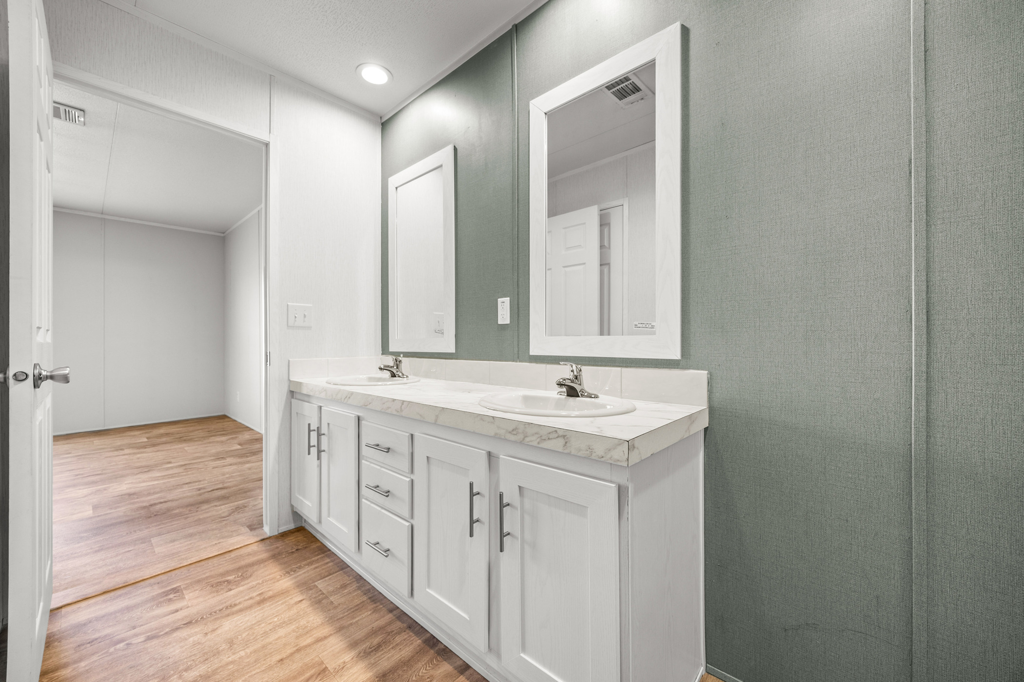 260 Castellana Way Elgin, TX 78621 - Photo 15 of 28