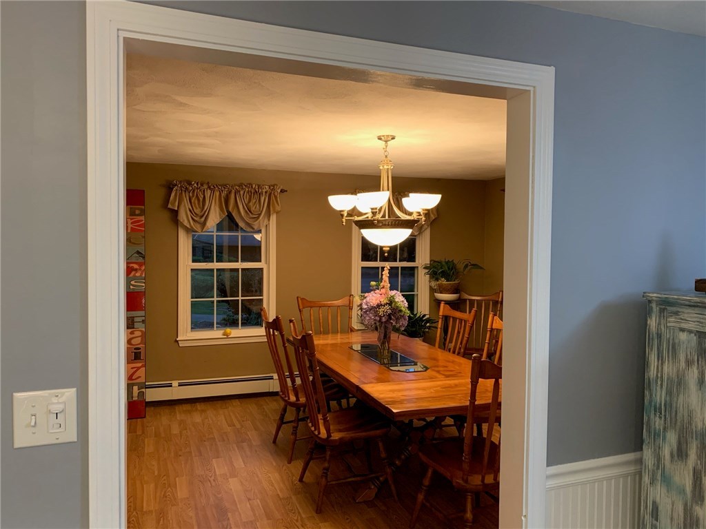 84 Colvintown Road Coventry, RI 02816 - Photo 8 of 33