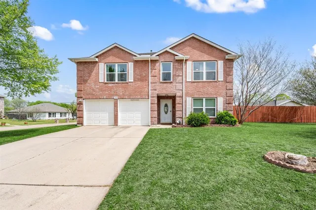 $475,000 | 1040 Canyon Drive, Justin, TX 76247