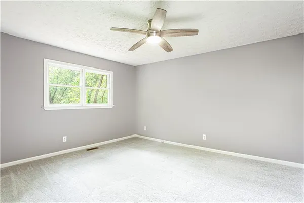 $395,000 | 848 East Avenue, Scottdale, GA 30079
