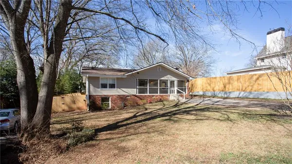 $395,000 | 848 East Avenue, Scottdale, GA 30079