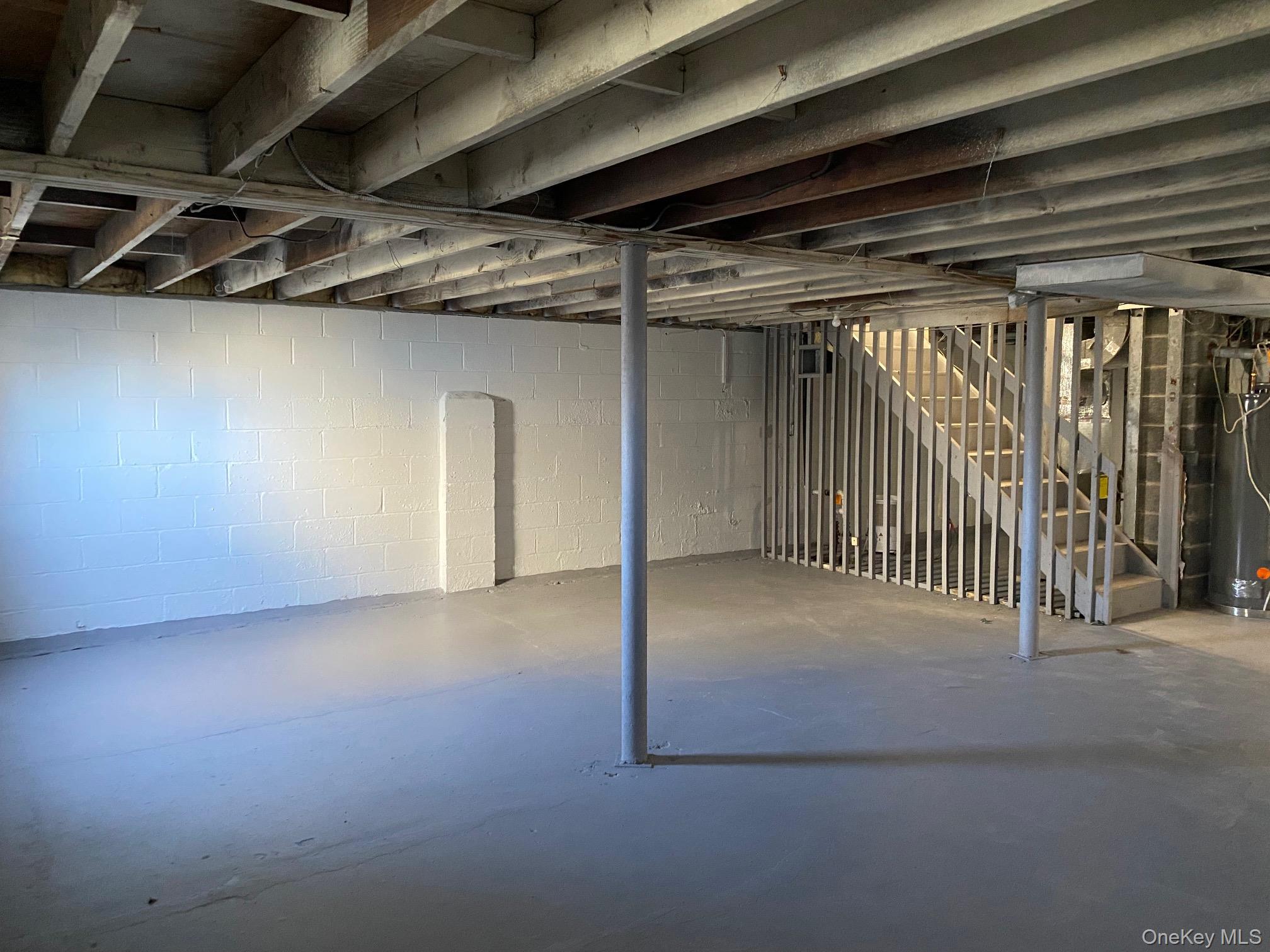 5 Smith Road Cornwall, NY 12518 - Photo 32 of 33 a view of a hallway