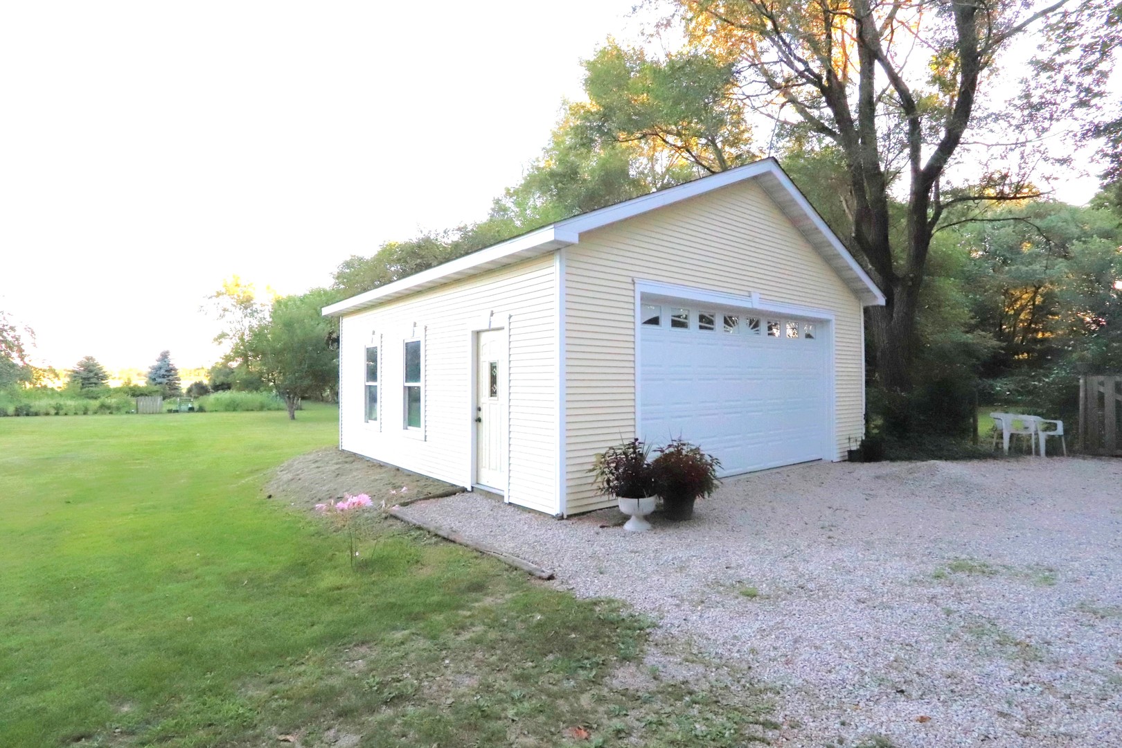 835 East Southmor Road Morris, IL 60450 - Photo 8 of 71