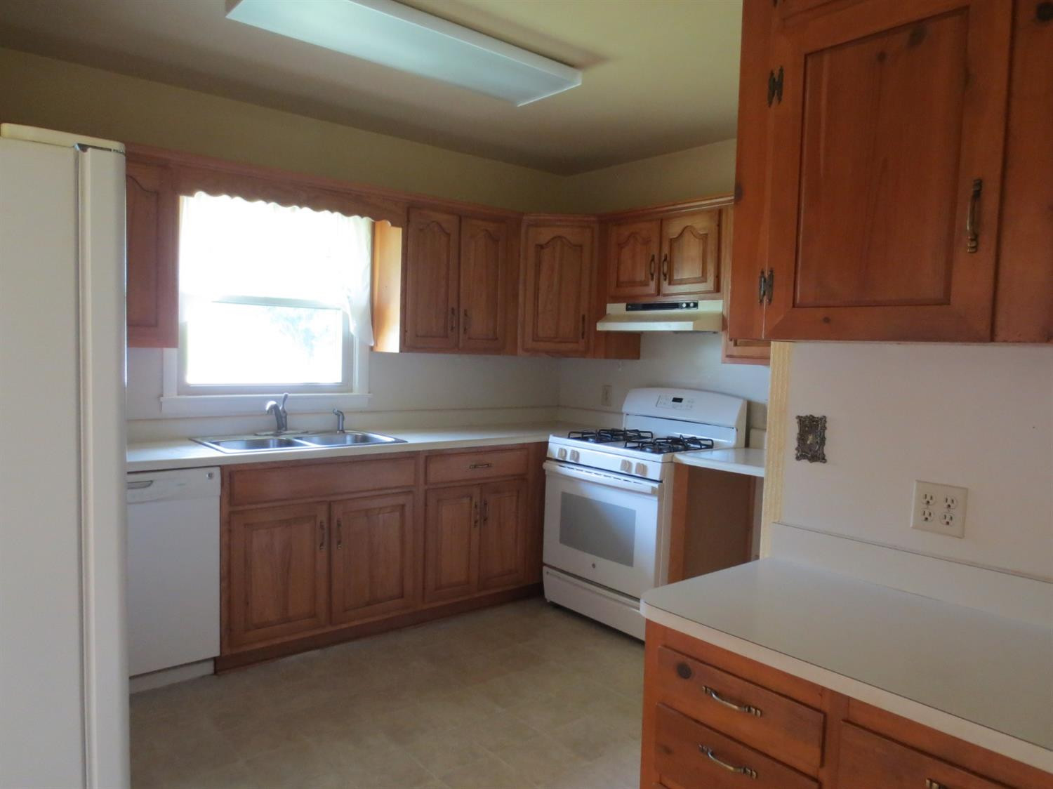 1238 Levee Road Mount Sterling, KY 40353 - Photo 5 of 31 Listing Photo