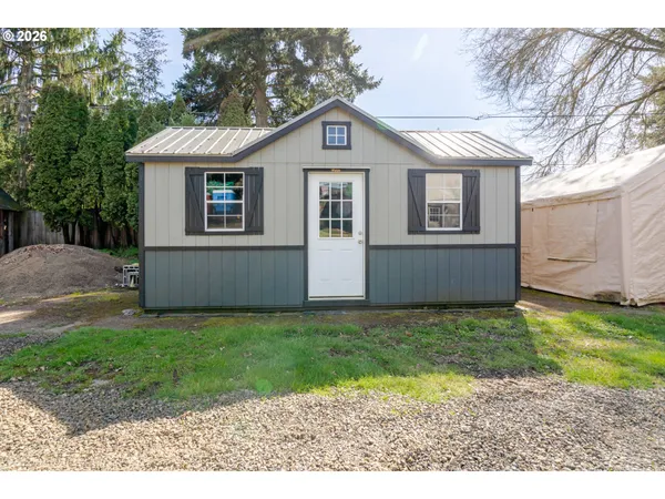 $669,500 | 656 Northwest Thornton Lake Drive, Albany, OR 97321