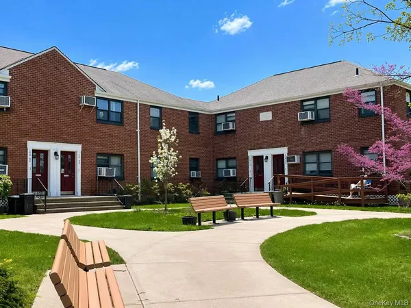 $238,000 | 159-16 16th Avenue, Unit 2 | Whitestone