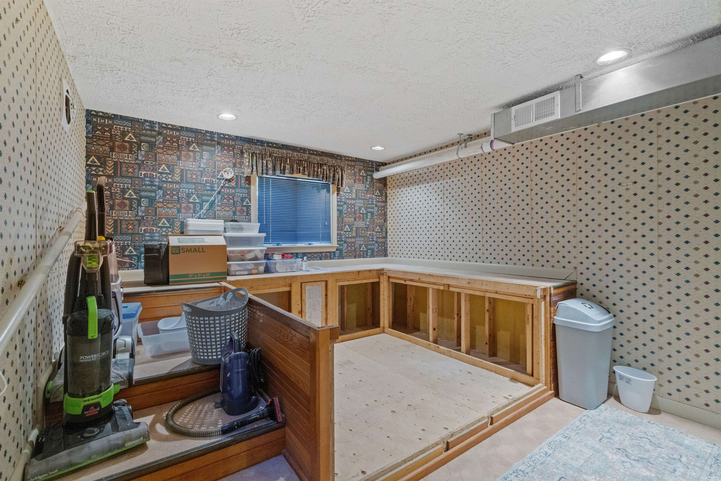 142 Highway 25 Meredith, NH 03253 - Photo 38 of 56