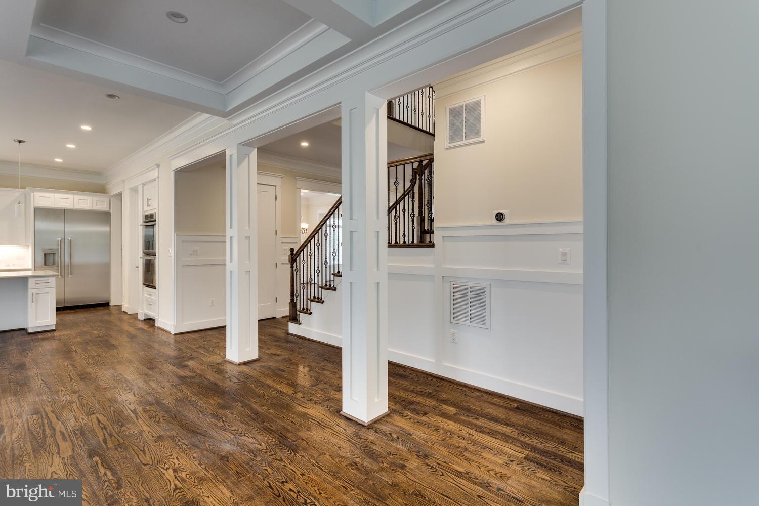 7206 Churchill Road McLean, VA 22101 - Photo 6 of 30 Interior (General)