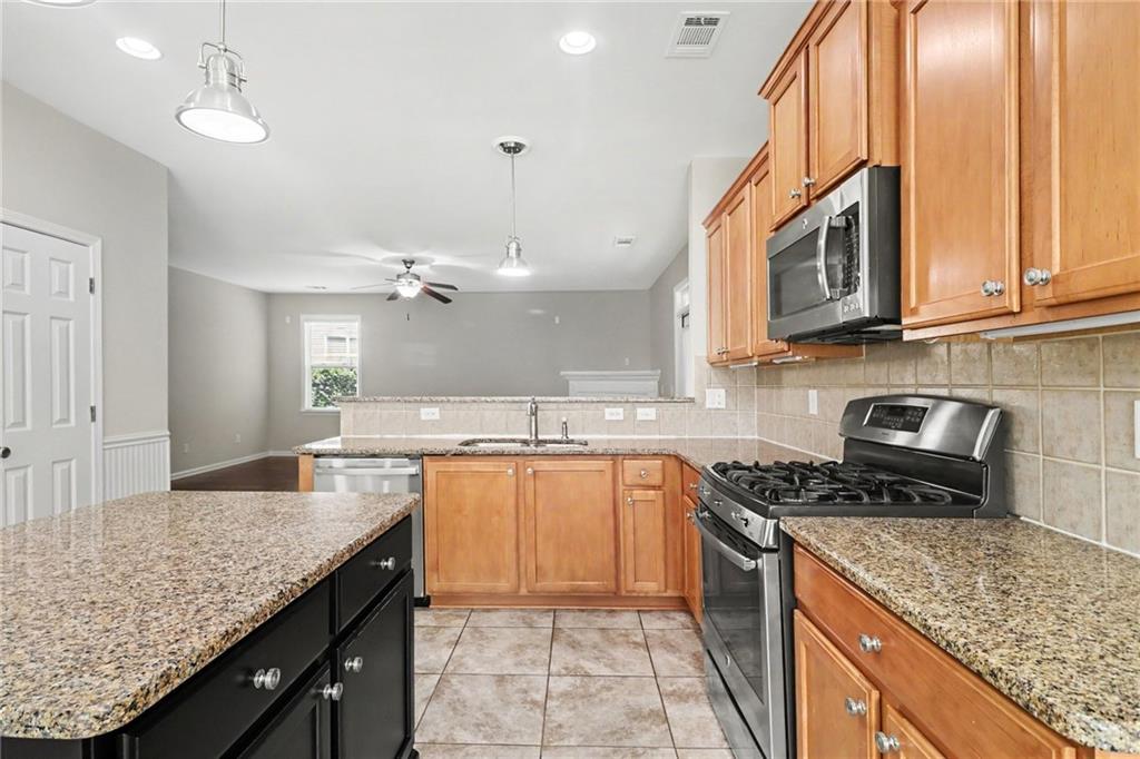 4820 Fieldstone View Circle Cumming, GA 30028 - Photo 15 of 62 Gallery Image 15