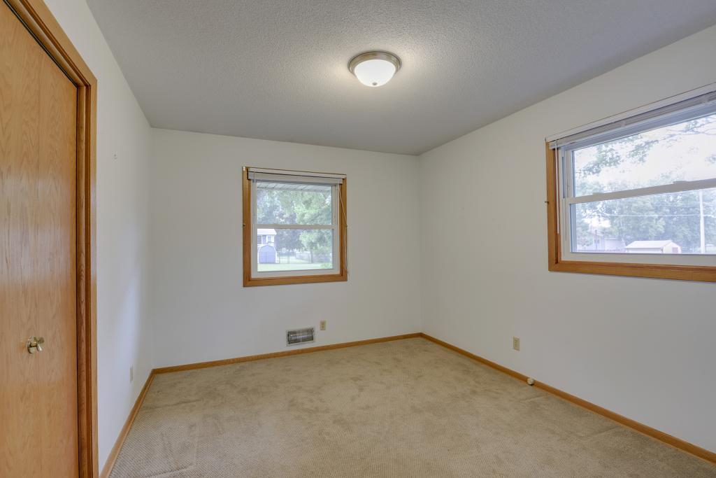 227 Snail Lake Road Shoreview, MN 55126 - Photo 14 of 29 Gallery Image 14