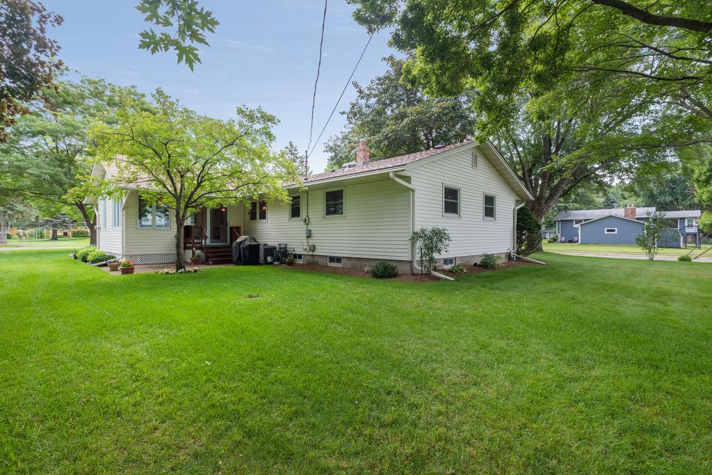 227 Snail Lake Road Shoreview, MN 55126 - Photo 21 of 29 Gallery Image 21