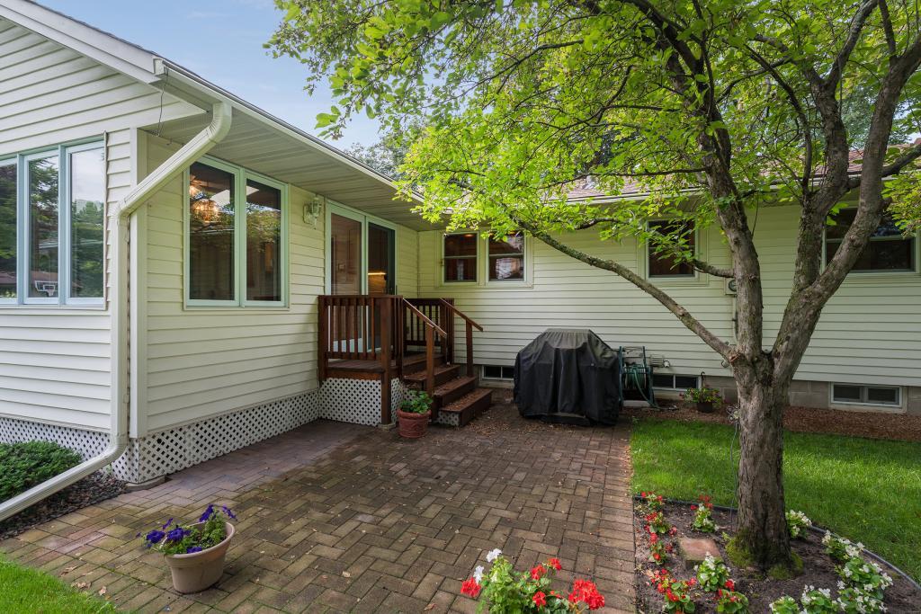 227 Snail Lake Road Shoreview, MN 55126 - Photo 22 of 29 Gallery Image 22