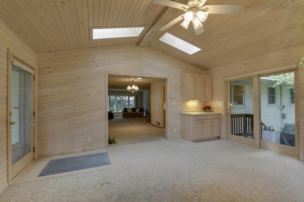 227 Snail Lake Road Shoreview, MN 55126 - Photo 4 of 29 Gallery Image 4