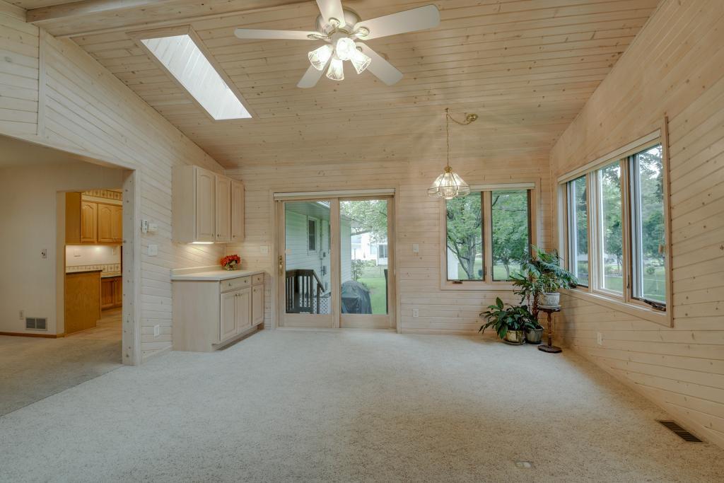 227 Snail Lake Road Shoreview, MN 55126 - Photo 5 of 29 Gallery Image 5