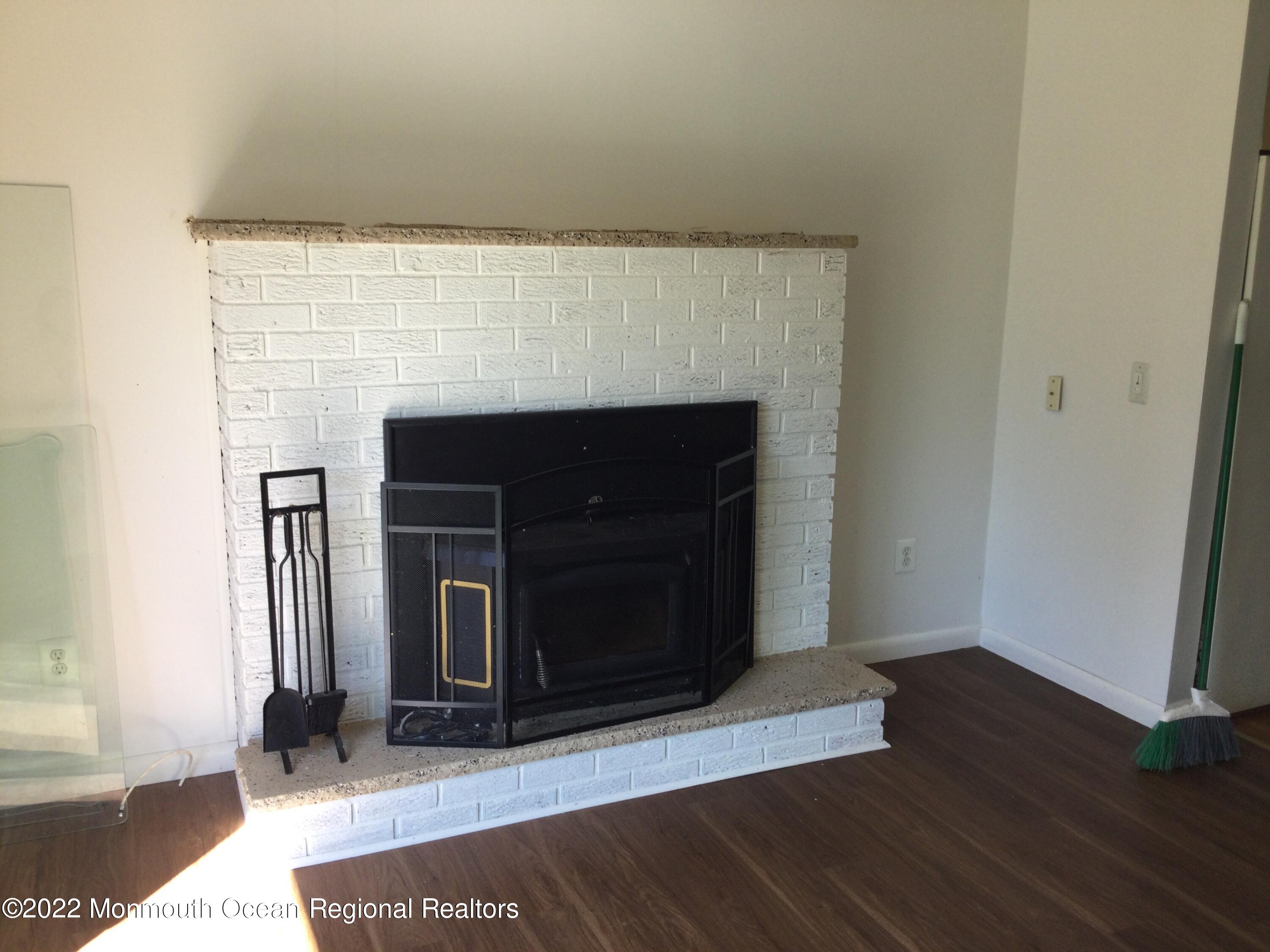 40 Brand Road Toms River, NJ 08753 - Photo 15 of 20 CE014C91-9AB6-4803-8E54-8C5F28D2EF52