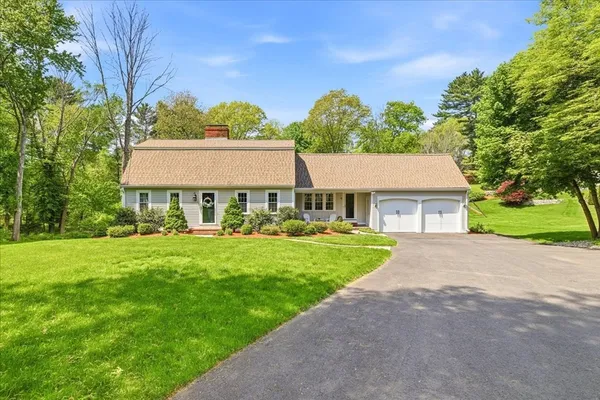 $1,300,000 | 8 Bridge Street, Norwell, MA 02061