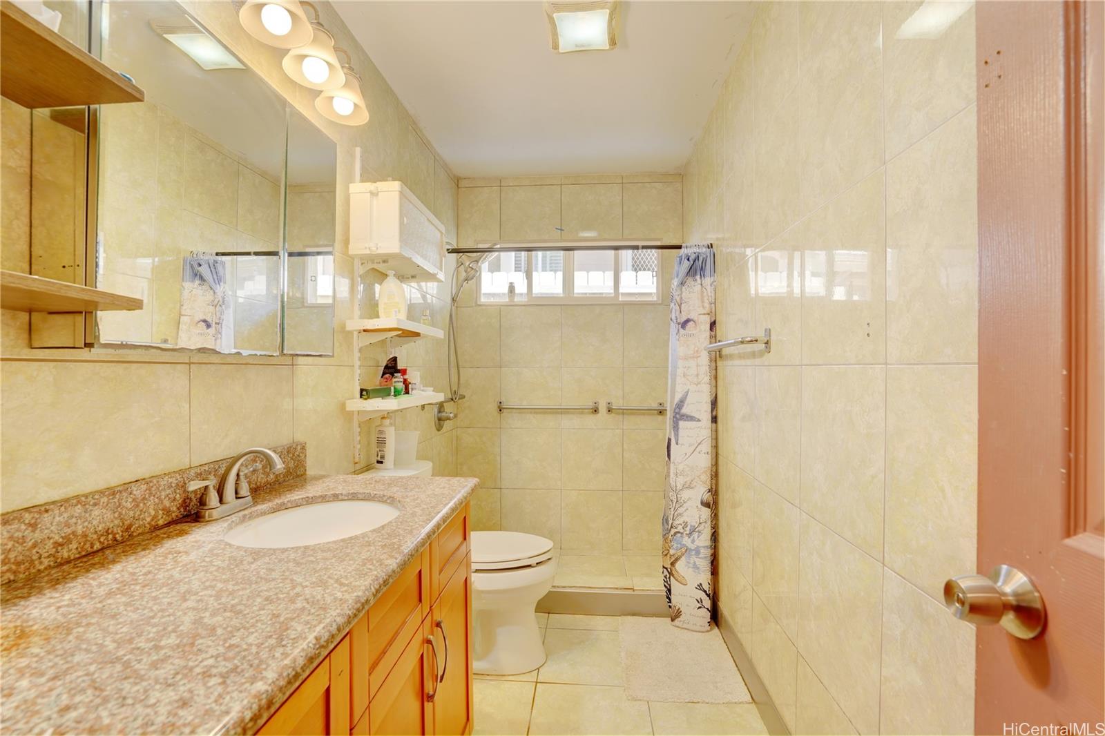 920 Laki Road Honolulu, HI 96817 - Photo 13 of 18