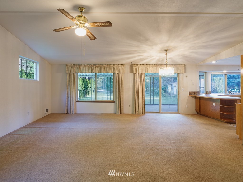 15140 Stevens Road Southeast Olalla, WA 98359 - Photo 11 of 37 Gallery Image 11