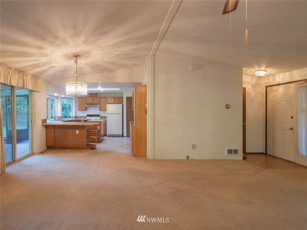 15140 Stevens Road Southeast Olalla, WA 98359 - Photo 12 of 37 Gallery Image 12