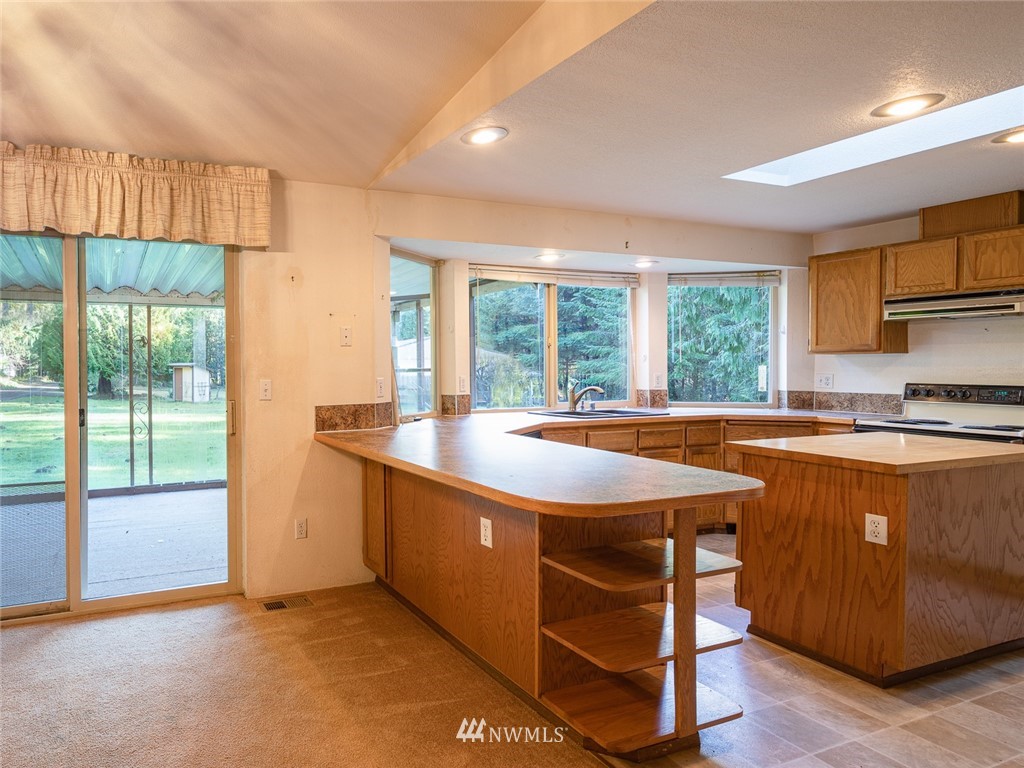 15140 Stevens Road Southeast Olalla, WA 98359 - Photo 15 of 37 Gallery Image 15