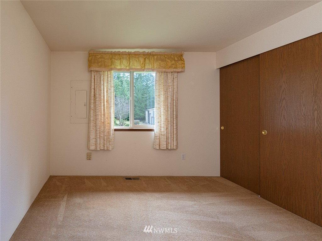 15140 Stevens Road Southeast Olalla, WA 98359 - Photo 24 of 37 Gallery Image 24