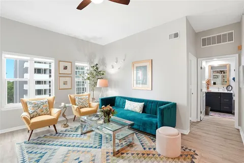 $564,900 | 200 4th Avenue South, Unit 410, St. Petersburg, FL 33701