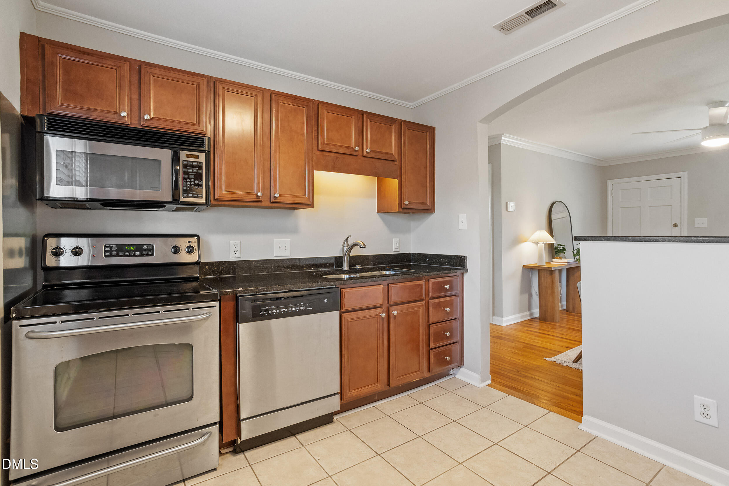 2320 Bernard Street Raleigh, NC 27608 - Photo 13 of 25