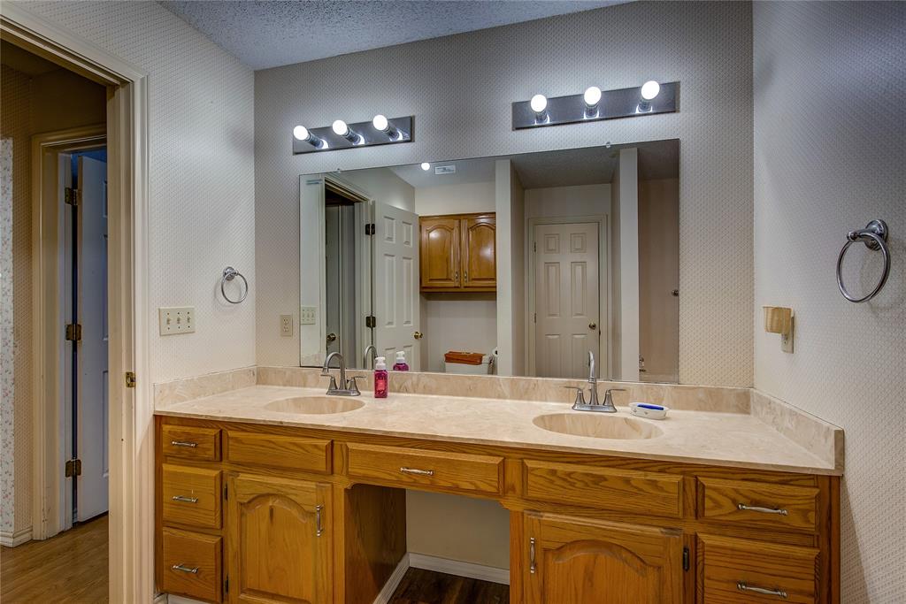 6006 County Road 4604 Commerce, TX 75428 - Photo 17 of 39