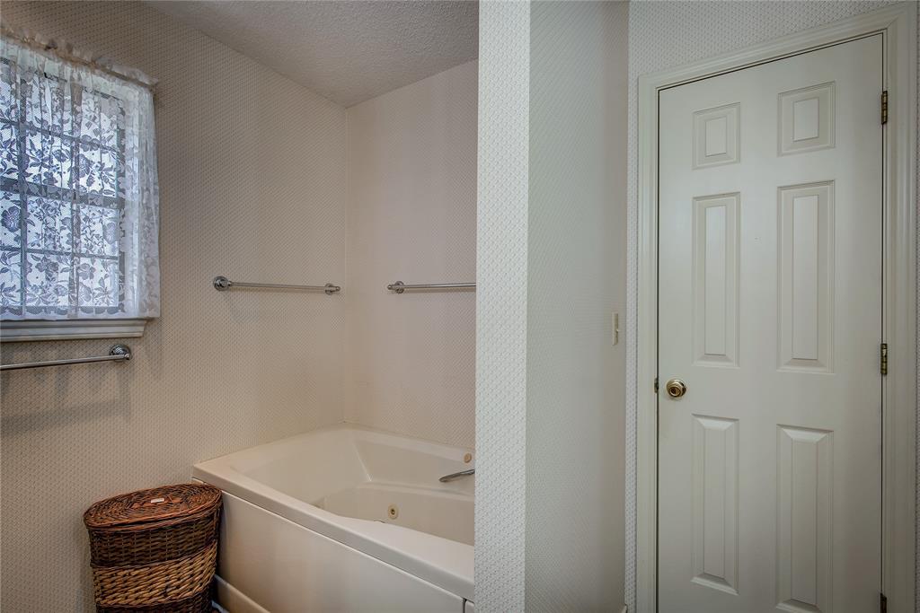 6006 County Road 4604 Commerce, TX 75428 - Photo 18 of 39