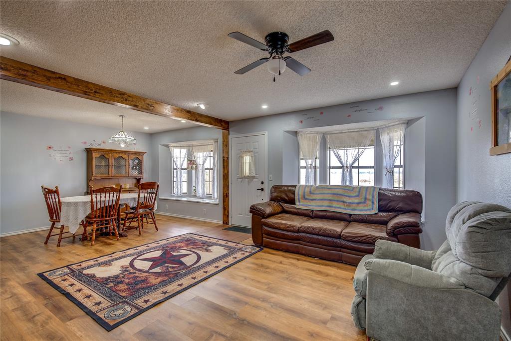 6006 County Road 4604 Commerce, TX 75428 - Photo 5 of 39