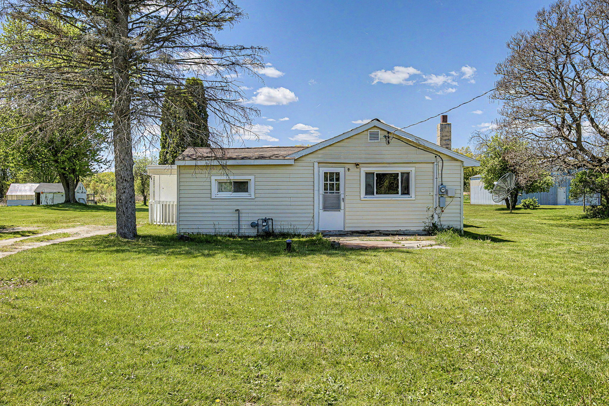 11641 17 Mile Road Marshall, MI 49068 - Photo 1 of 21 1-web-or-mls-CQ1A1055